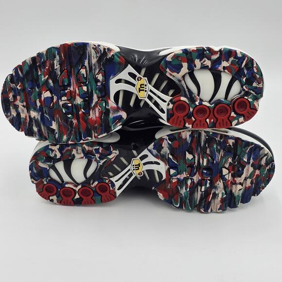 Nike Air Max Plus Black/White/Hyper Blue CU4623-001 Size 6.5Y Womens 8 - Picture 9 of 12